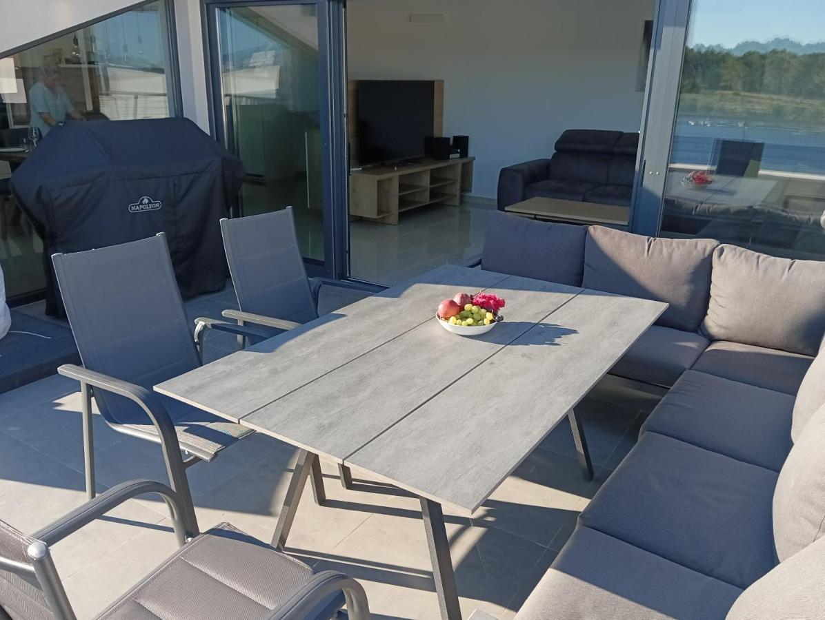 Apartamento Penthouse Sunset Medulin Exterior foto
